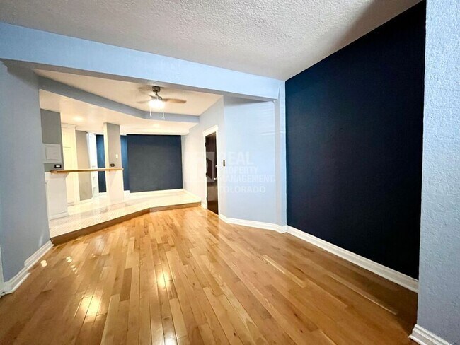 Foto del edificio - 215 E 11th Ave