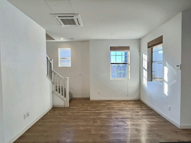 Foto del edificio - 475 Tailoff Ln