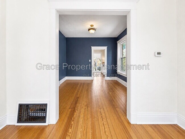 Foto del edificio - 3275 Perry St
