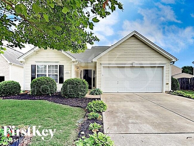 Building Photo - 4145 Crestwood Cir