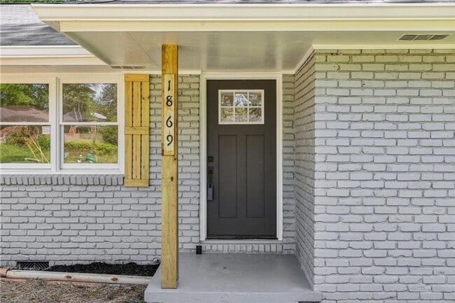 Building Photo - Charming 3BR House in Decatur