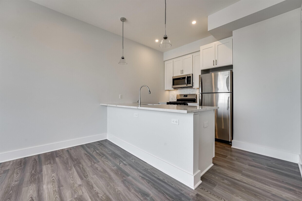 Foto principal - 658 Grand St