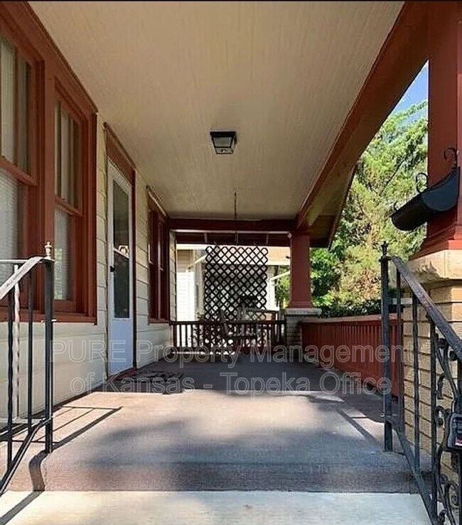 Foto del edificio - 2219 SW Huntoon St