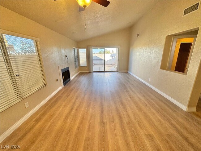 Foto del edificio - 1928 Bookbinder Dr