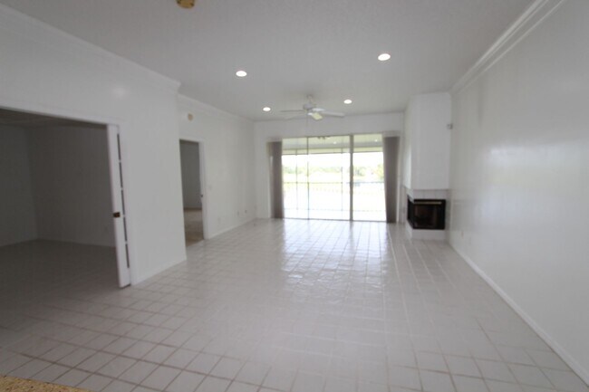 Foto del edificio - Lake Mary - 3 Bedroom, 2 Bathroom - $2295.00