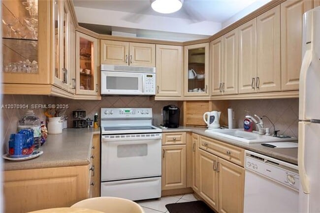 Photo - 1950 S Ocean Dr cu-9C Apartment