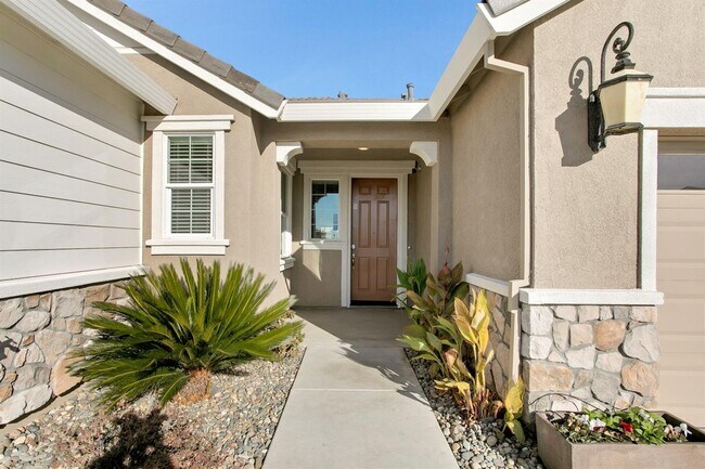 Foto del edificio - Beautiful Single Story Home in Rancho Cordova