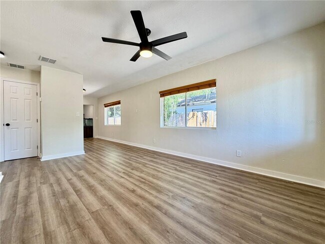 Foto del edificio - 3745 10th Ave S