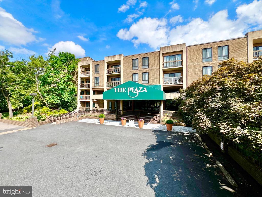Foto principal - 805 N Howard St