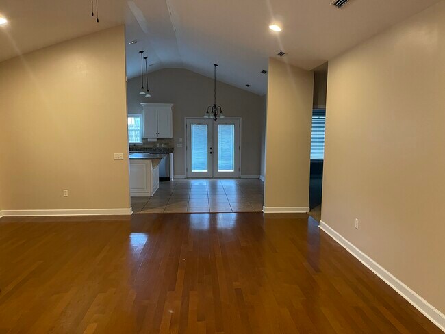 Foto del edificio - 316 Shelby Lane