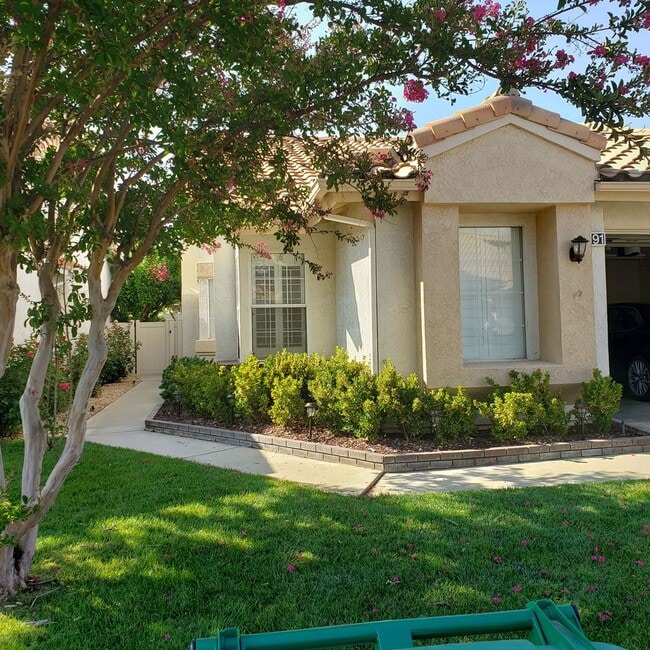 Building Photo - 55+ COMMUNITY - welcome to sun lakes 55+ g...