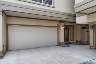 Building Photo - 408 Fowler St