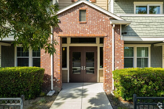 Entrance - 1035 N Fairoaks Ave