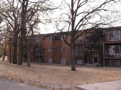 Primary Photo - Lakewood Apartments