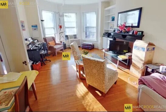 Building Photo - 455 Beacon St