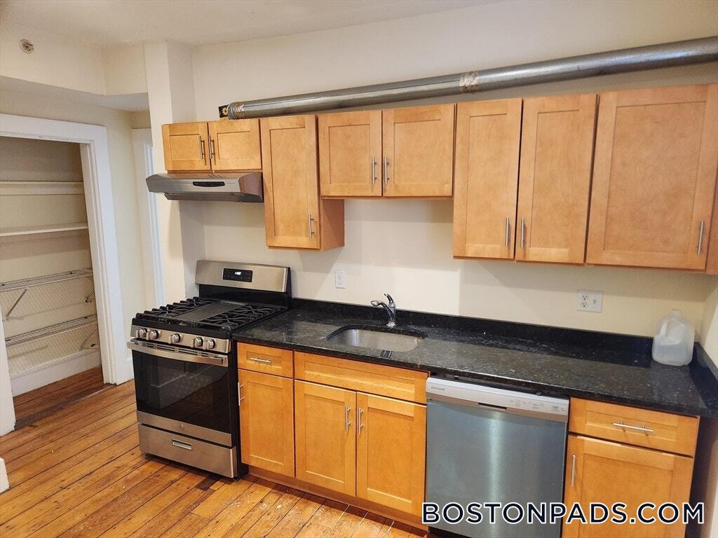 Foto principal - 24 Centennial Pl