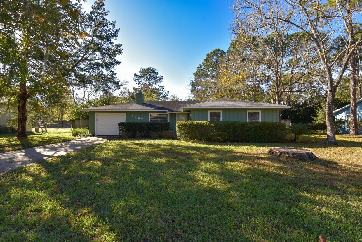 Primary Photo - 6426 NW 27th Terrace (Northwood Pines)