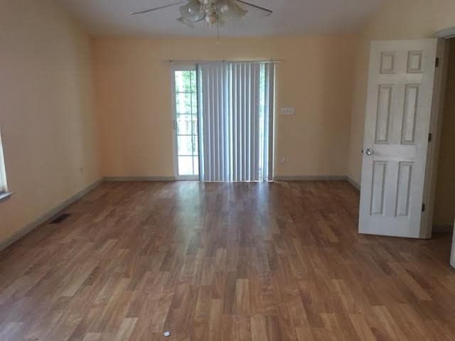 Building Photo - 16017b S Radio Station Rd