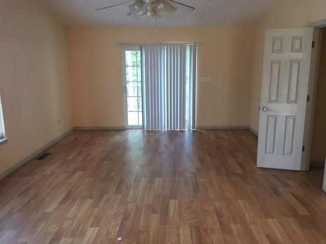 Foto del edificio - 16017b S Radio Station Rd