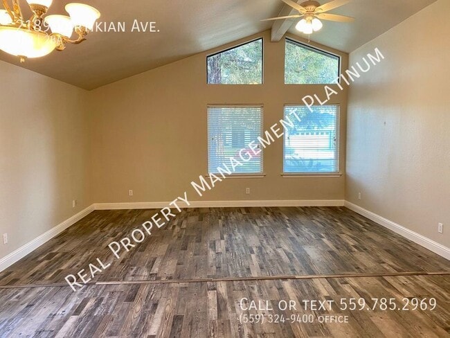 Foto del edificio - 2189 Vartikian Ave