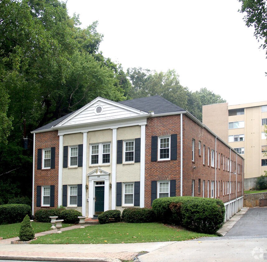 Primary Photo - 39 W Wesley Rd NW