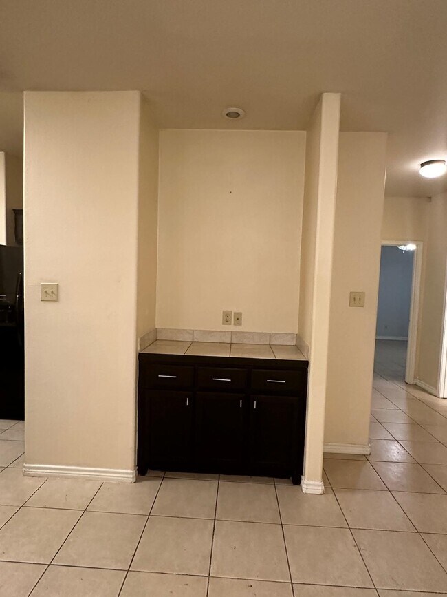Building Photo - 9804 Cantera Ct