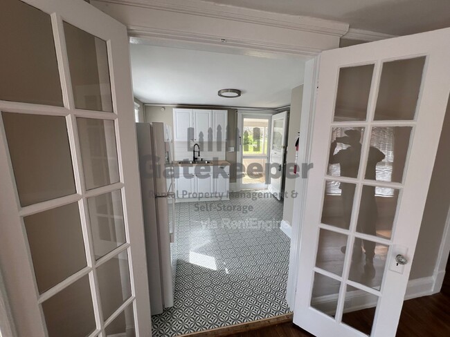 Foto del edificio - 1802 Temple Ave