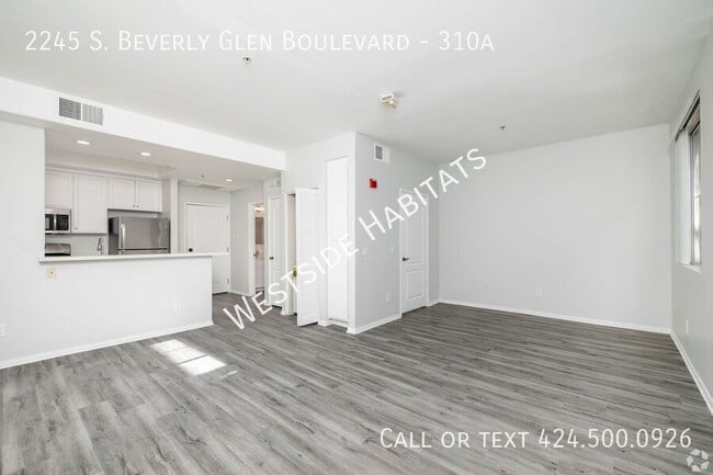 Building Photo - 2245 S Beverly Glen Blvd