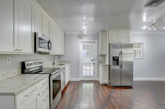 Foto del edificio - 600 SW 15th St