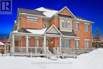 Building Photo - 38 Ken Sinclair Cres