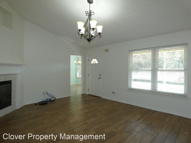 Foto del edificio - 3 br, 2 bath House - 5748 Charmonte Way