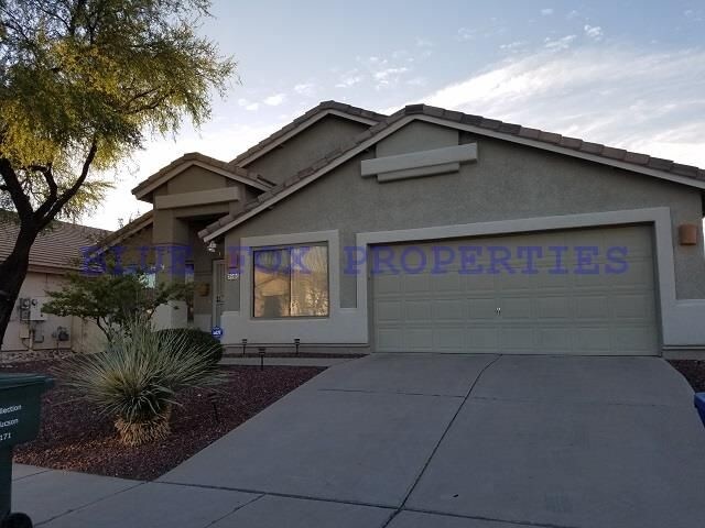 Foto principal - 2986 S Nicolette Dr