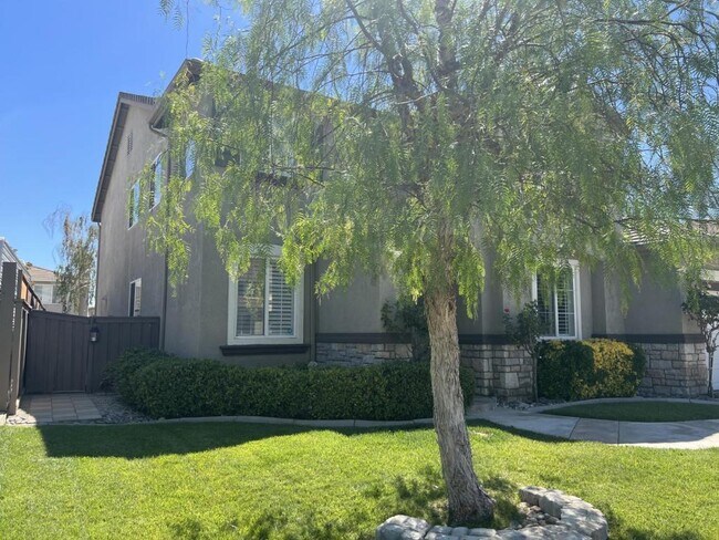 Foto del edificio - 38194 Clear Creek St