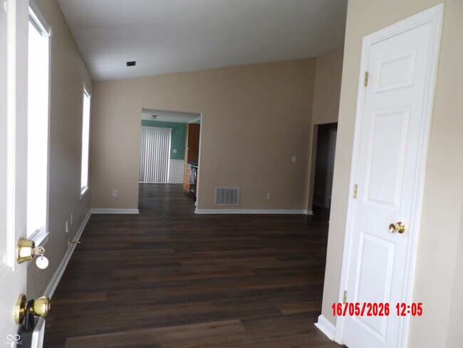 Building Photo - 539 Sun Ridge Blvd