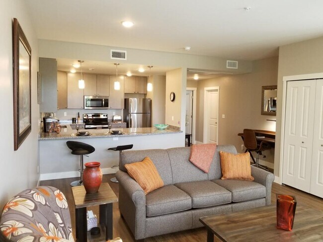 Foto del edificio - 1304 Florida Rd