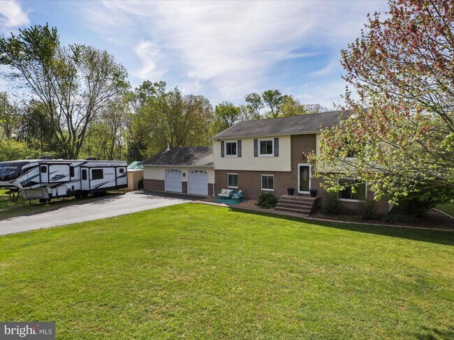 Building Photo - 7264 Twilight Ct