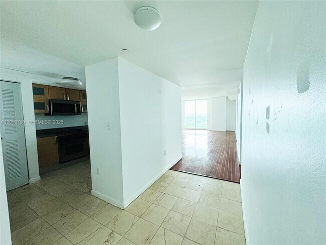 Foto del edificio - 2101 Brickell Ave