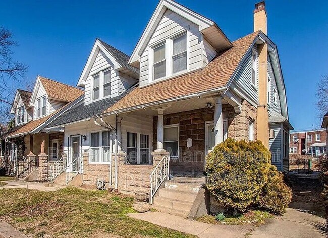 Building Photo - 2017 Edgmont Ave