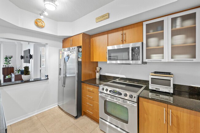 Building Photo - 600 S Dixie Hwy