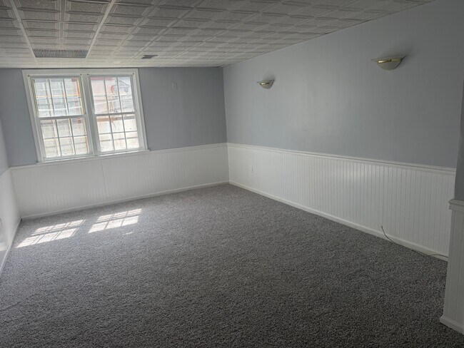 Foto del edificio - 405 47th St NE