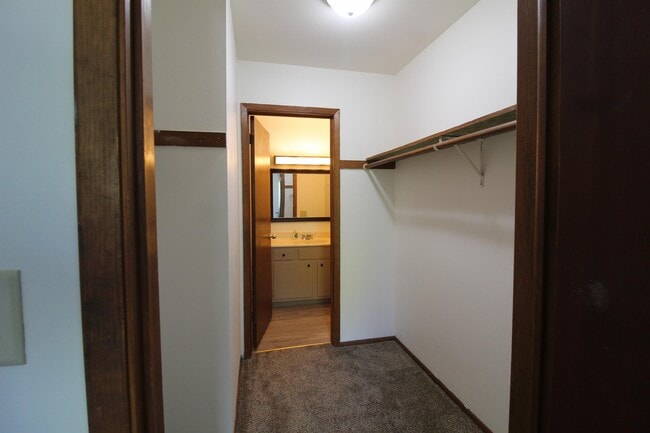 Building Photo - 7641 N 60th St