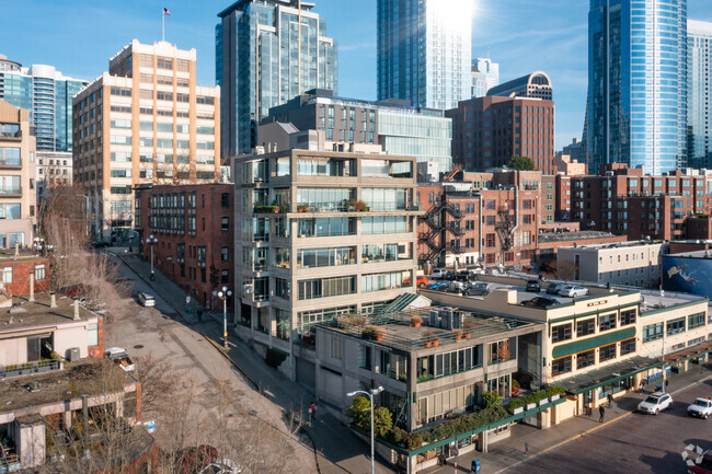 Building Photo - 87 Virginia St