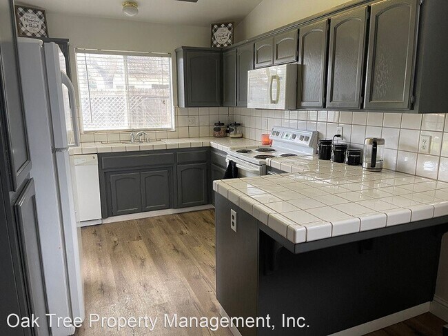 Building Photo - 4 br, 2 bath House - 4357 W. Harvard Avenue