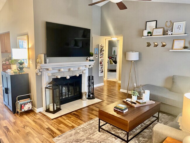 Building Photo - 1614 Thrush Ter