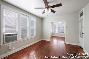 Building Photo - 227 E Woodlawn Ave