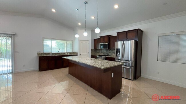 Foto del edificio - 4-Bedroom Home in Gossamer Grove!