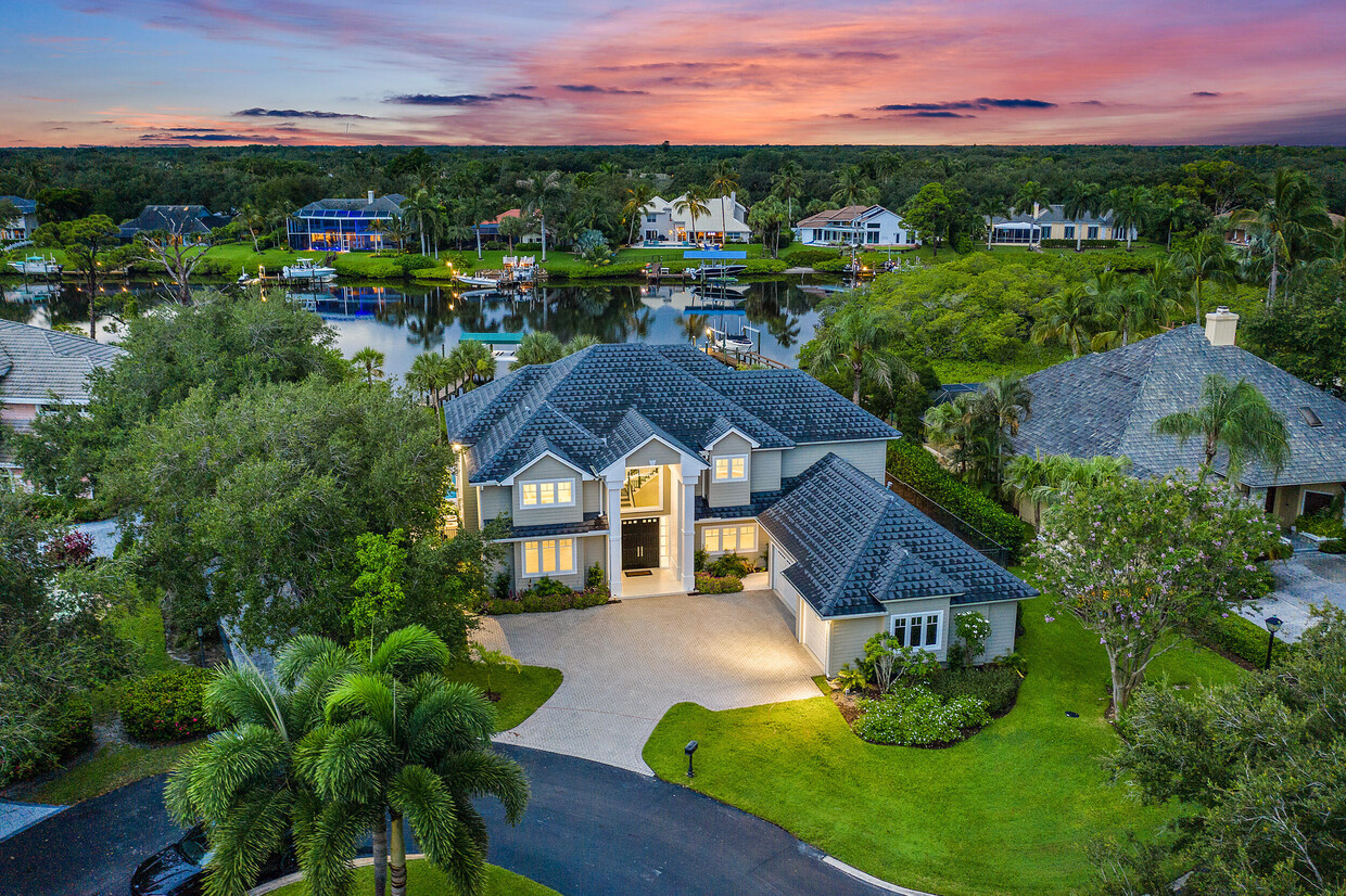Foto principal - 18169 SE Ridgeview Dr