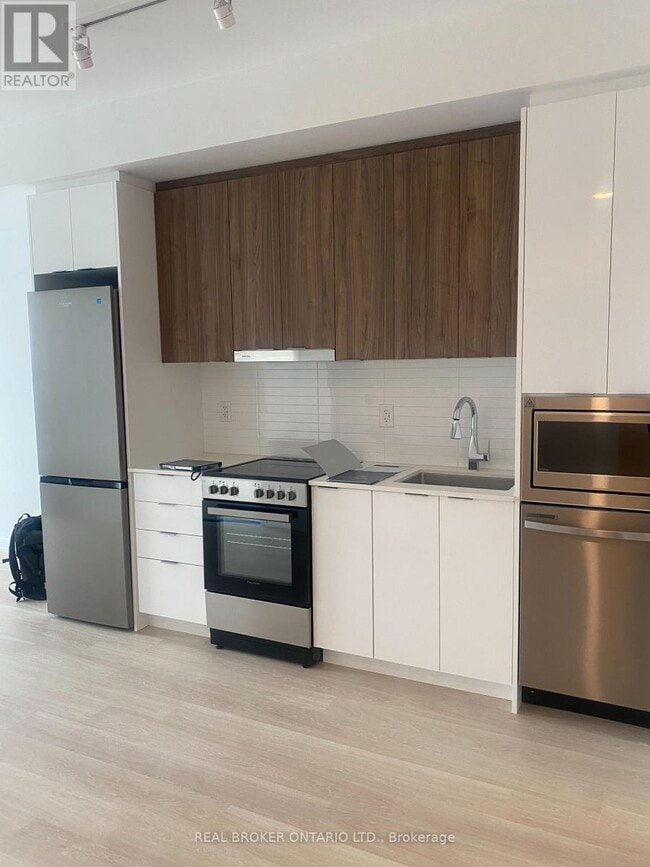 Building Photo - 9751 Markham Rd