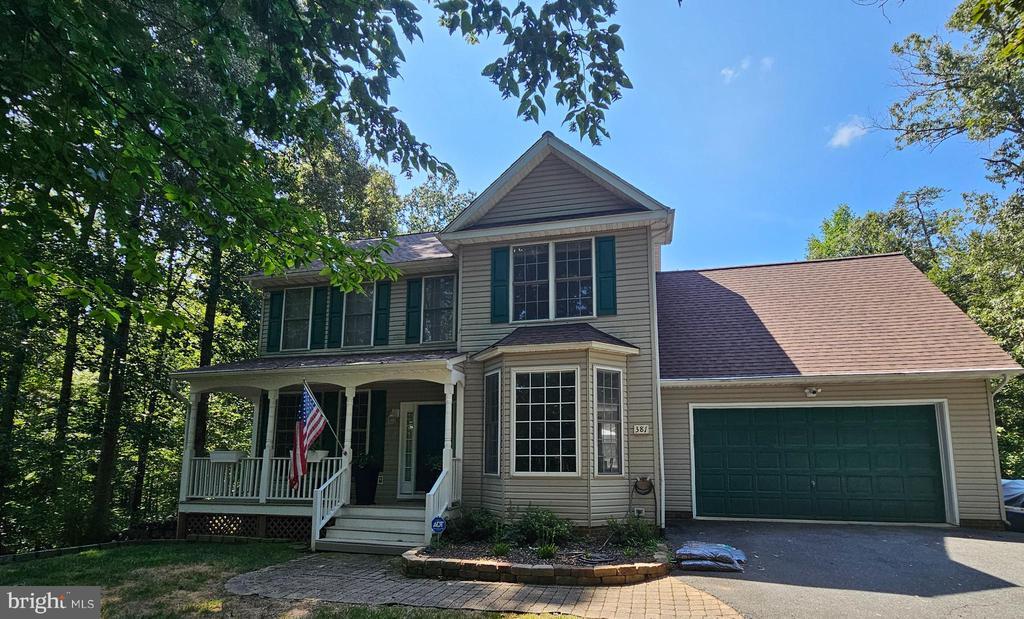 Foto principal - 381 Longwood Dr