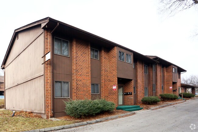 1616 vine st west des moines ia 50265 rentals west des moines
